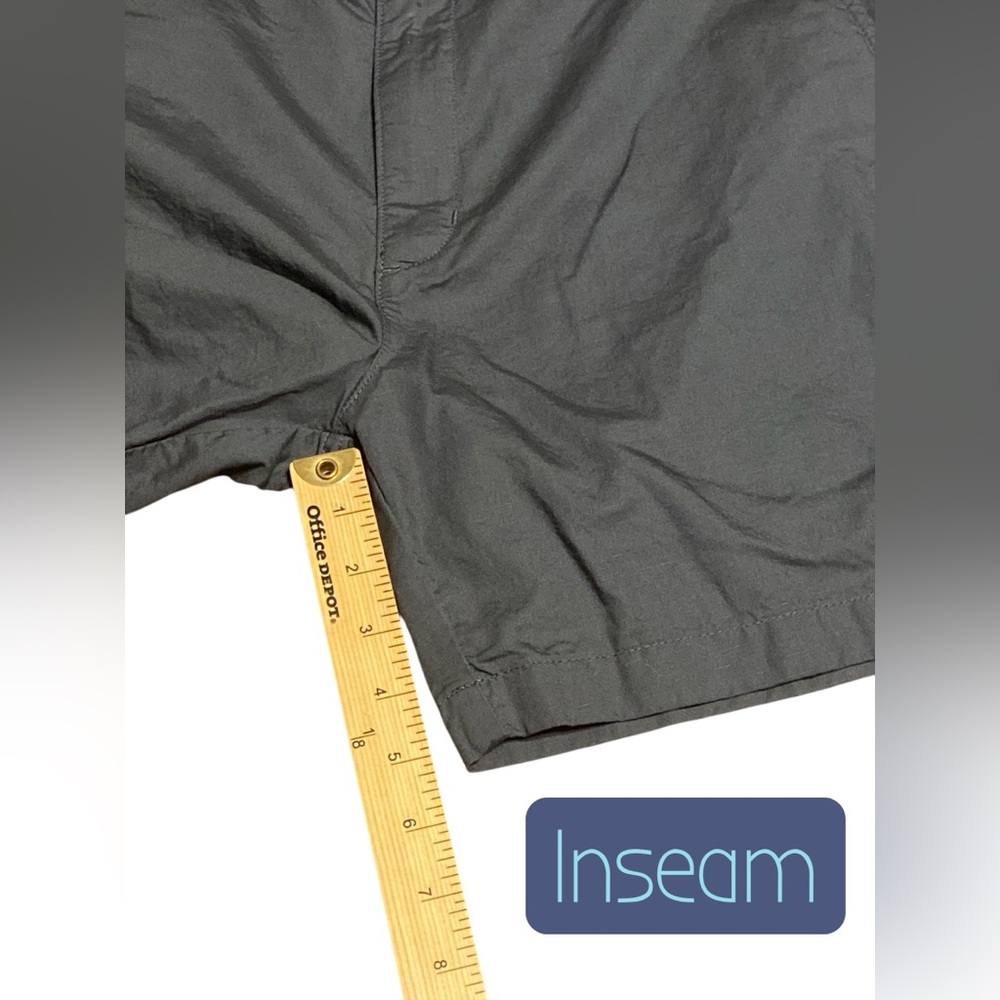 Patagonia Men's Slate Blue Flat Front Shorts - Picture 3 of 6